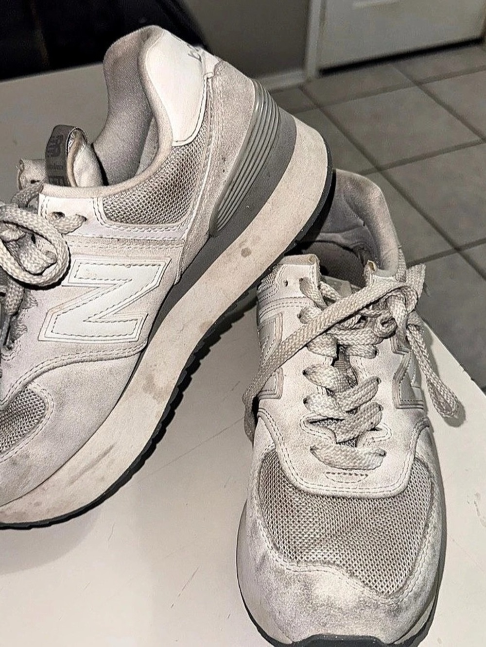New Balance 574 Women's Sneakers US 9W White Gray